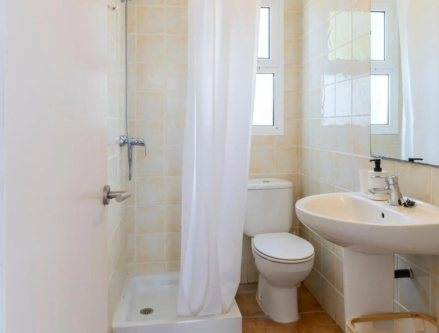 Apartamentos Casa Marea Calella Palafrugell Con Parking Calella De Palafrugell Spain