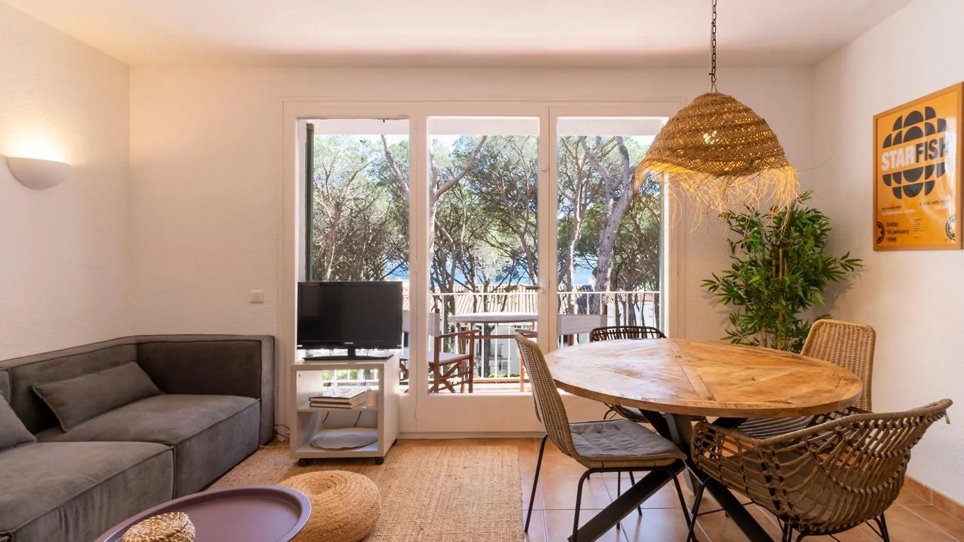 Apartamentos Casa Marea Calella Palafrugell Con Parking Calella De Palafrugell 0*,  Spain